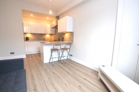 1 bedroom Flat to let in Murdoch Terrace, Polwarth, Edinburgh, EH11