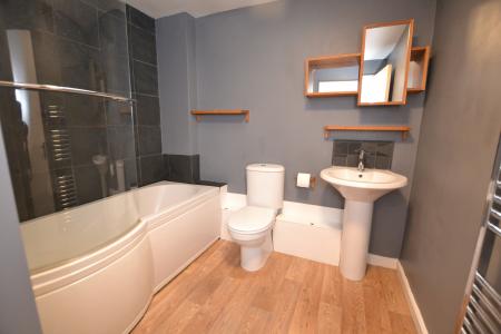 3 bedroom Semi-detached house to let in Broomhouse Road, South Gyle, Edinburgh, EH12