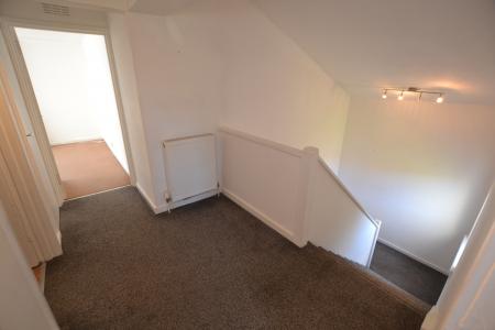 3 bedroom Semi-detached house to let in Broomhouse Road, South Gyle, Edinburgh, EH12