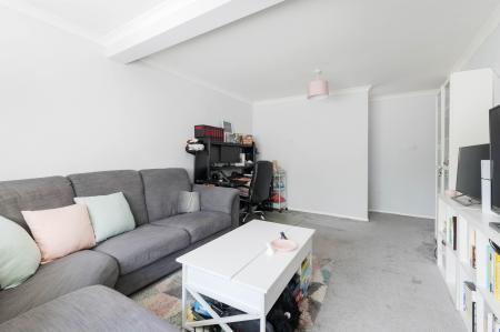 2 bedroom Maisonette for sale in Chessington Road, West Ewell, Epsom, KT19