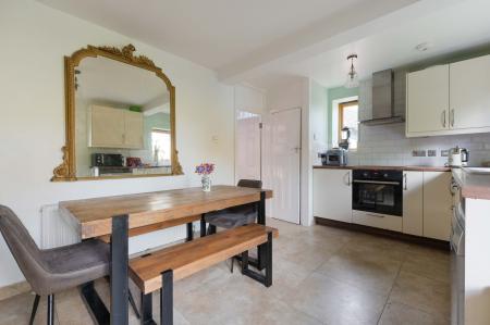 4 bedroom Semi-detached house for sale in Chessington Road, West Ewell, Epsom, KT19