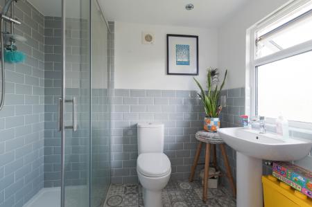 4 bedroom Semi-detached house for sale in Chessington Road, West Ewell, Epsom, KT19