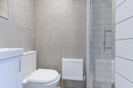 3 bedroom Detached house for sale in Chesterfield Road, Ewell, Epsom, KT19