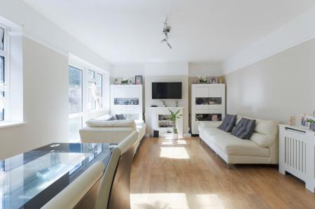 2 bedroom Maisonette for sale in Collier Close, West Ewell, Epsom, KT19