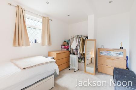 2 bedroom Maisonette for sale in Collier Close, West Ewell, Epsom, KT19