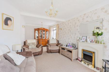 2 bedroom Semi-detached bungalow for sale in Derek Avenue, West Ewell, Epsom, KT19