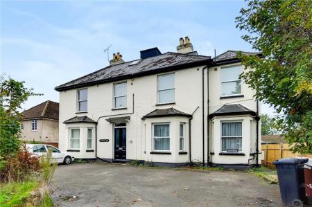 Epsom Road, Epsom, KT17