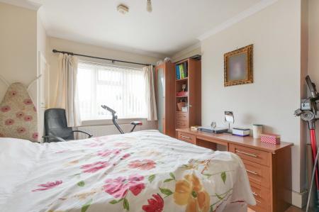 3 bedroom Semi-detached house for sale in Fairfield Way, Ewell, Epsom, KT19