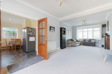 4 bedroom Semi-detached house for sale in First Avenue, Ewell, Epsom, KT19