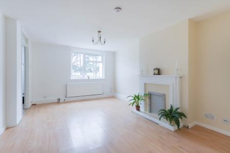 2 bedroom Terraced House for sale in Gainsborough Road, Epsom, KT19