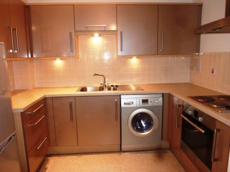 1 bedroom Flat for sale in Goodworth Road, Redhill, RH1