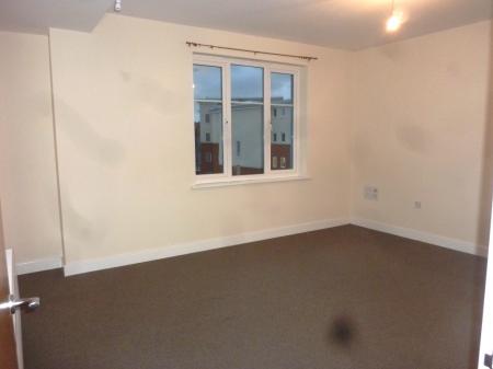1 bedroom Flat for sale in Goodworth Road, Redhill, RH1