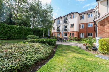 1 bedroom Retirement property for sale in Kingston Road, Ewell, Epsom, KT19