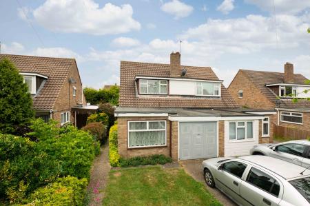 3 bedroom Semi-detached house for sale in Larkspur Way, West Ewell, Epsom, KT19