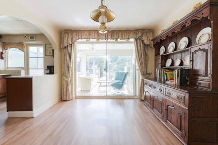 3 bedroom Semi-detached house for sale in Meadowview Road, Epsom, KT19