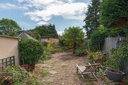 3 bedroom Semi-detached house for sale in Meadowview Road, Epsom, KT19