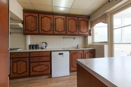 3 bedroom Semi-detached house for sale in Meadowview Road, Epsom, KT19