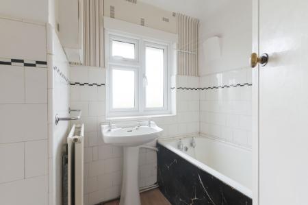 3 bedroom Semi-detached house for sale in Oakland Way, Ewell, Epsom, KT19