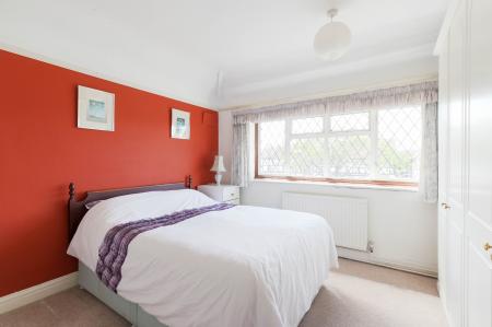 3 bedroom Semi-detached house for sale in Pams Way, Ewell, Epsom, KT19