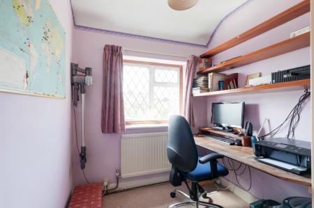 3 bedroom Semi-detached house for sale in Pams Way, Ewell, Epsom, KT19