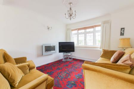 3 bedroom Semi-detached house for sale in Pams Way, Ewell, Epsom, KT19