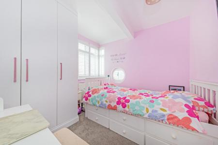 4 bedroom Semi-detached house for sale in Riverview Road, Ewell, Epsom, KT19