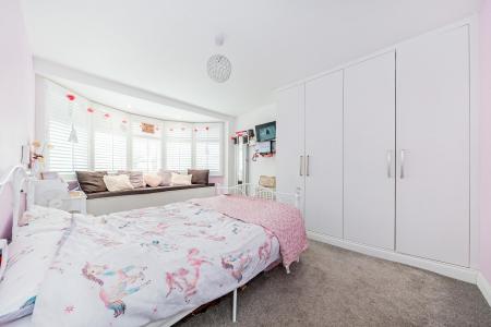 4 bedroom Semi-detached house for sale in Riverview Road, Ewell, Epsom, KT19