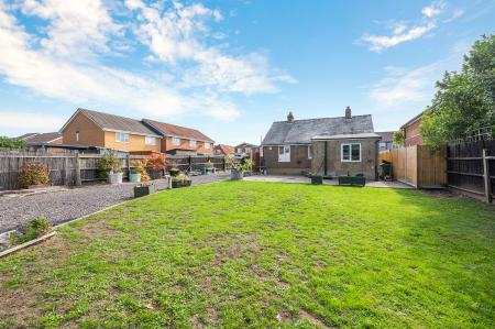 3 bedroom Detached bungalow for sale in Ruxley Close, West Ewell, Epsom, KT19