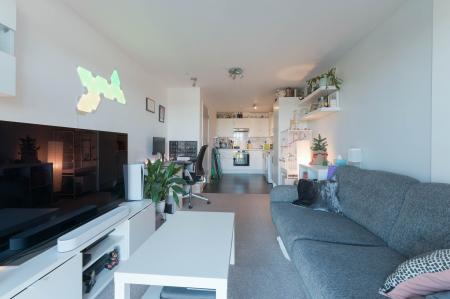 1 bedroom Flat for sale in Station Approach, Epsom, KT19