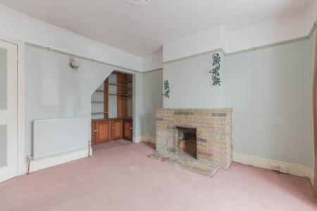 3 bedroom Semi-detached house for sale in Upper Court Road, Epsom, KT19