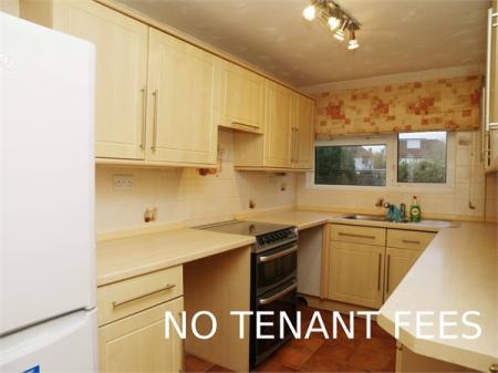 2 bedroom Flat to let in Cherry Way, West Ewell, Epsom, KT19