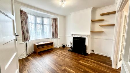 4 bedroom Terraced House to let in First Avenue, Ewell, Epsom, KT19