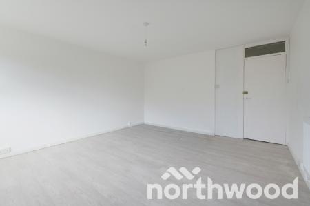 3 bedroom Flat for sale in Wandle Court, West Ewell, Epsom, KT19