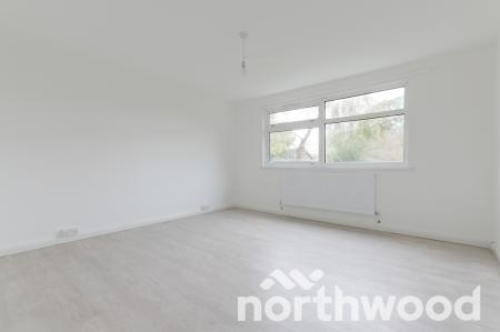 3 bedroom Flat for sale in Wandle Court, West Ewell, Epsom, KT19