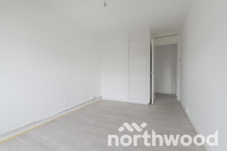 3 bedroom Flat for sale in Wandle Court, West Ewell, Epsom, KT19