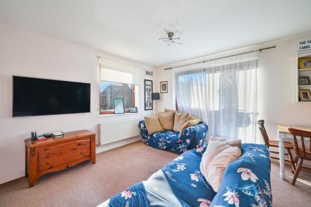 2 bedroom Flat for sale in Pelman Way, Epsom, KT19
