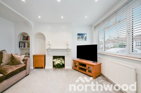 3 bedroom Semi-detached house for sale in Pams Way, Ewell, Epsom, KT19