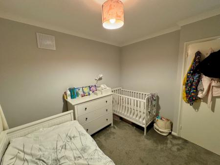 2 bedroom Bungalow to let in West Street, Epsom, KT18