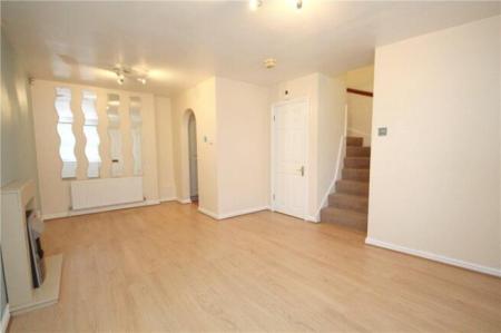 2 bedroom Cottage to let in High Street, Ewell, Epsom, KT17