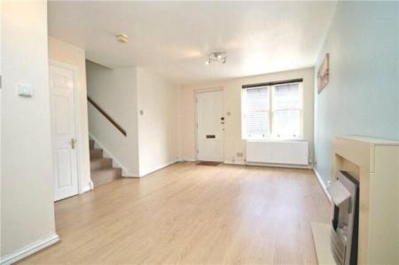 2 bedroom Cottage to let in High Street, Ewell, Epsom, KT17