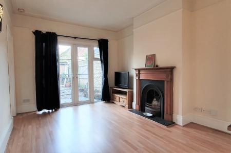 1 bedroom Maisonette to let in Norman Road, Sutton, SM1
