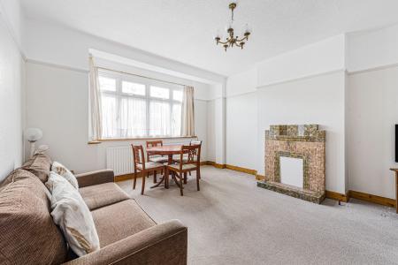 1 bedroom Maisonette for sale in Cannon Hill Lane, Raynes Park SW20