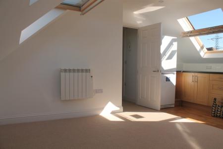 1 bedroom Flat to let in 180 Sutton Common Road, Sutton, SM1