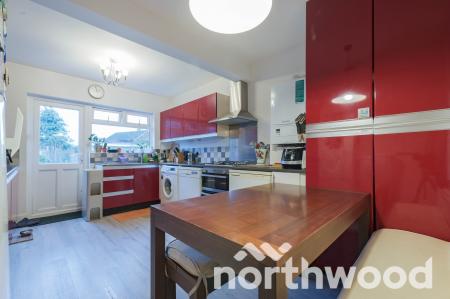 3 bedroom Semi-detached bungalow for sale in Amis Avenue, West Ewell, Epsom, KT19