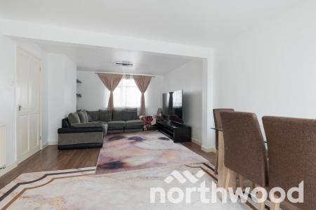 3 bedroom Terraced House for sale in Gainsborough Road, Epsom, KT19