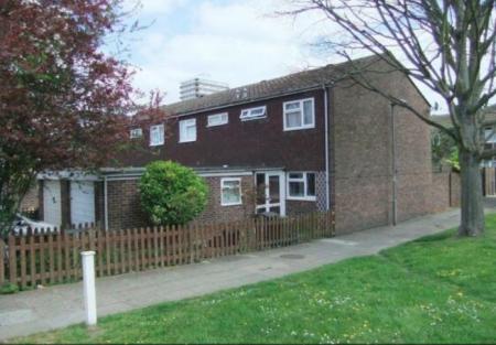 4 bedroom End of terrace house to let in Willingham Way, Kingston upon Thames, KT1