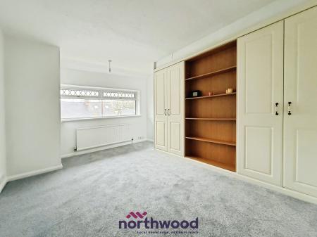 3 bedroom Semi-detached house for sale in Isleworth Road, St Thomas, Exeter, EX4