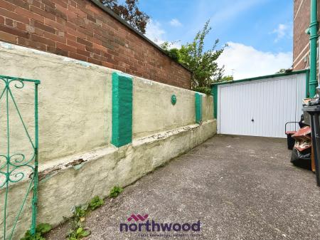 3 bedroom End of terrace house for sale in May Street, St James, Exeter, EX4