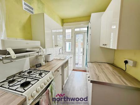 3 bedroom End of terrace house for sale in May Street, St James, Exeter, EX4