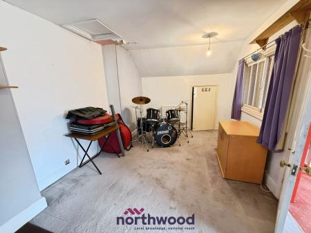 3 bedroom End of terrace house for sale in May Street, St James, Exeter, EX4